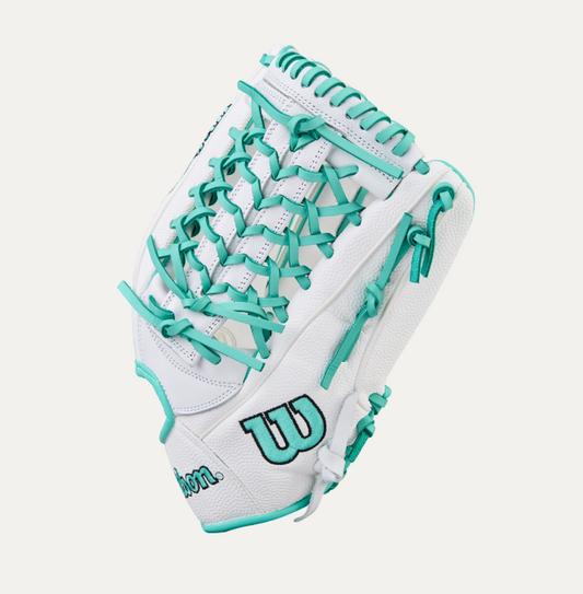 Wilson 2026 A1000® T125 12.5” Outfield Fastpitch Glove- Right Hand Throw