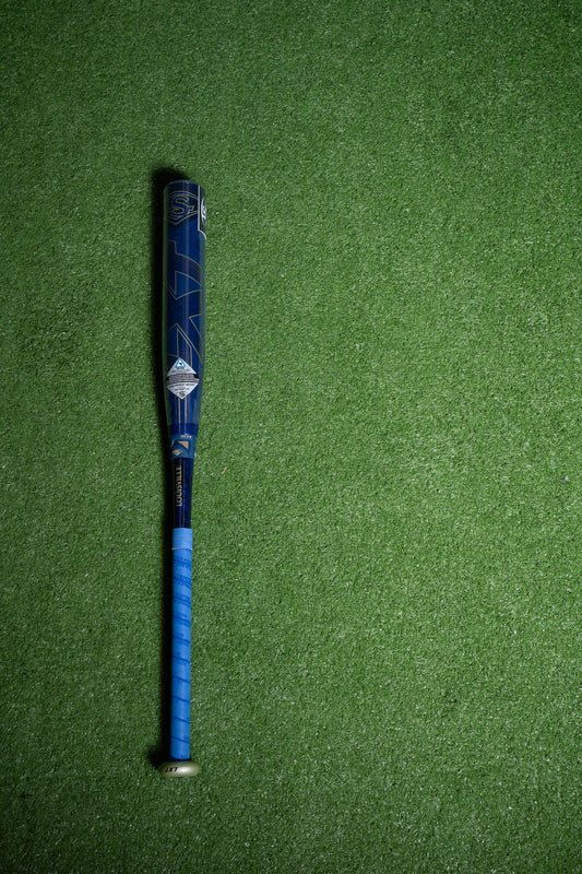 7/14 BAT OF THE DAY: Louisville Slugger 2025 LXT Fastpitch 30/20 -10 Softball Bat