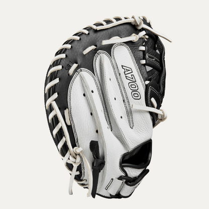 Wilson A700® 33” Fastpitch Softball Catcher’s Mitt - Right Hand Throw