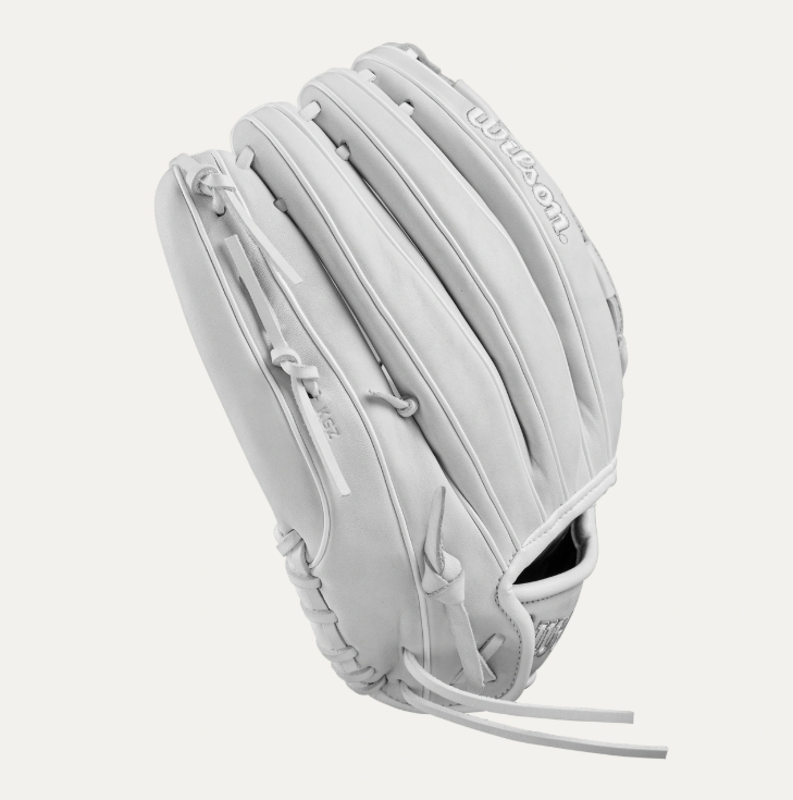 Wilson 2024-2025 A1000® V125 12.5” Outfield Fastpitch Softball Glove- Right Hand Throw