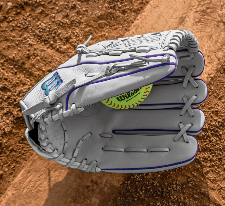 Wilson 2026 A500™ Siren™ 12.5" Youth Fastpitch Glove- Right Hand Throw
