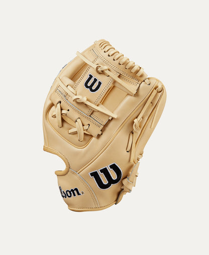Wilson 2024 Baseball Classics Series A2000 1786 11.5” Infield Baseball Glove - Right Hand Throw