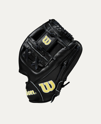 Wilson 2024 Baseball Classics Series A2000 1975 11.75” Infield Baseball Glove - Right Hand Throw