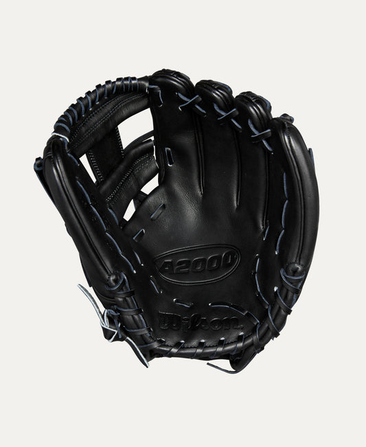 Wilson 2024 Baseball Classics Series A2000 1975 11.75” Infield Baseball Glove - Right Hand Throw