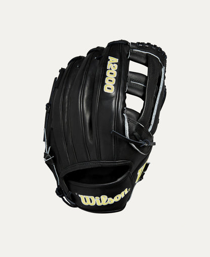 Wilson A2000 DW5 GD SERIES BLACK 12-Inch Infield Baseball Glove, Right Hand Throw