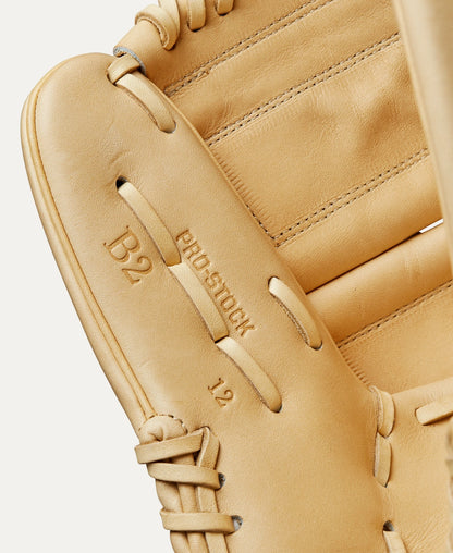 Wilson 2024 Baseball Classics Series A2000 B2 12” Pitcher’s Baseball Glove - Right Hand Throw