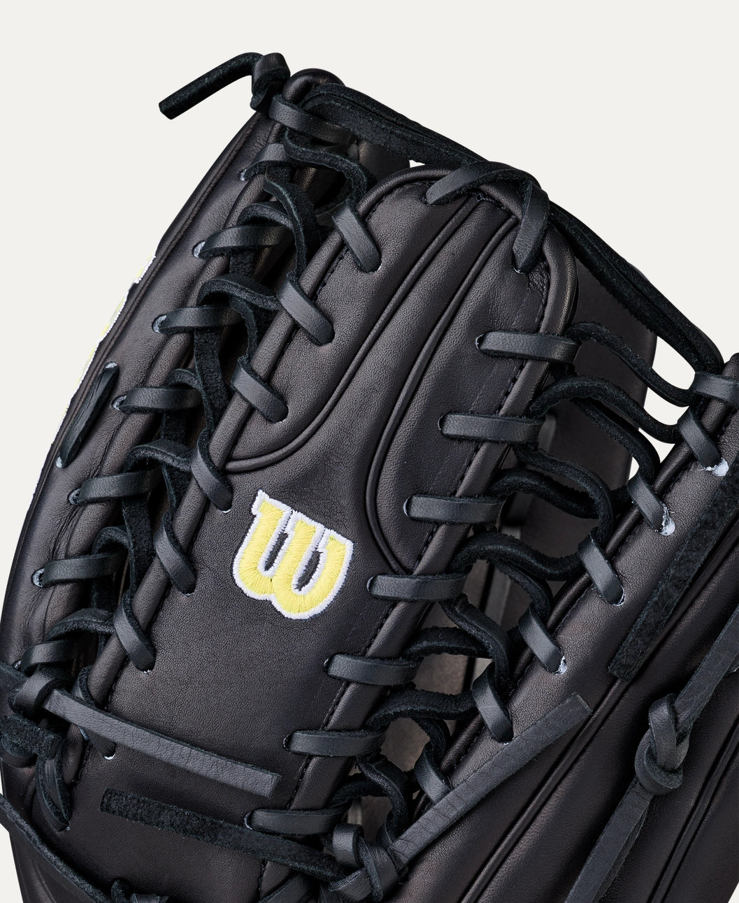 Wilson 2026 A2000® Classics Series OT7 12.75” Outfield Baseball Glove - Right Hand Throw